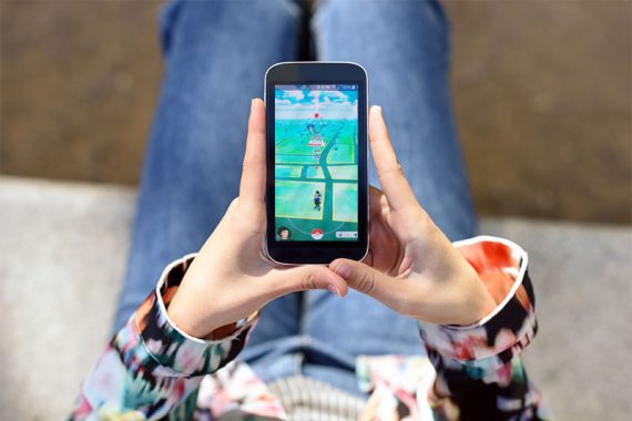 pokemon-catching-in-singapore